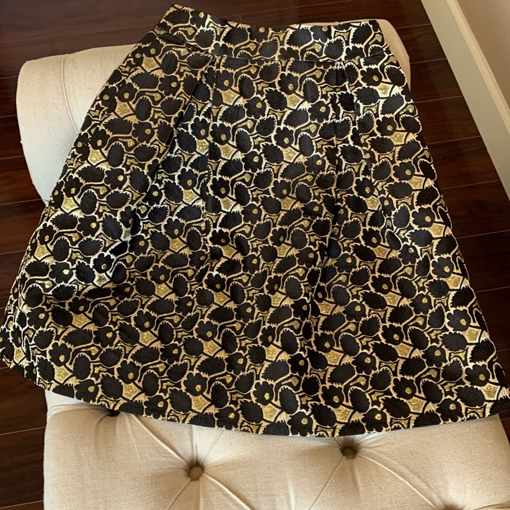 Jacquard pattern skirt